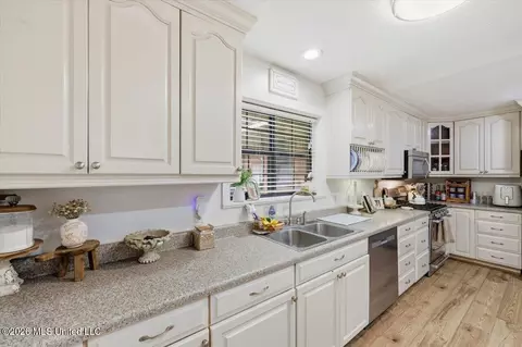 Kitchen - 873 Bryan Rd, Walnut Grove, MS 39189 photo 4 of 4