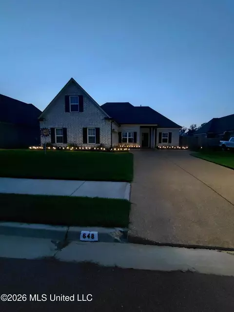 Exterior - 648 Beckett Cv, Hernando, MS 38632 photo 6 of 6