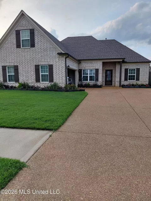 Exterior - 648 Beckett Cv, Hernando, MS 38632 photo 2 of 6