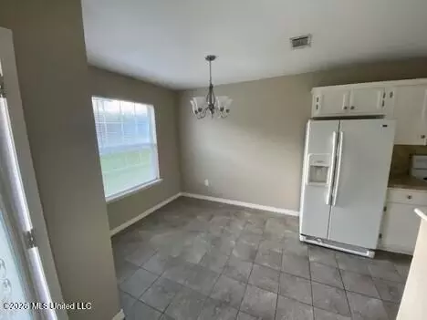 353 Bells Ferry Dr, Biloxi, MS 39531