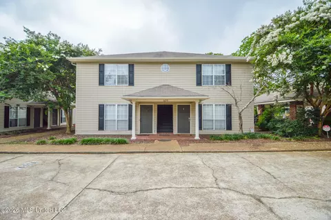409 Santa Anita Dr #D, Starkville, MS 39759