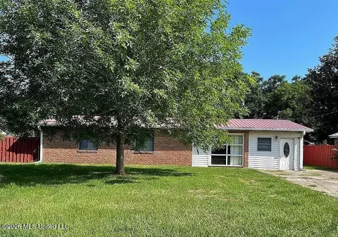 703 E Old Pass Rd, Long Beach, MS 39560