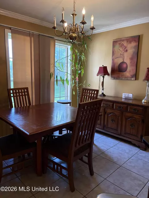 Dining - 456 Treles Dr, Madison, MS 39110 photo 2 of 2