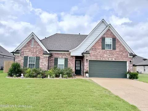2615 Dela Dr, Southaven, MS 38671