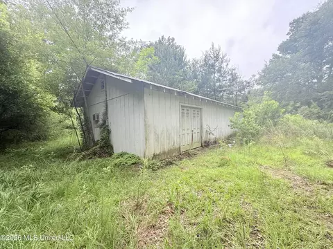 1015 Highway 51, Summit, MS 39666 photo 7