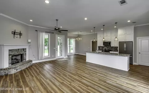 Living - 230 Falls Xing, Madison, MS 39110 photo 1 of 6