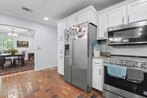 Kitchen - 15178 Ms-613, Lucedale, MS 39452 photo 2 of 3