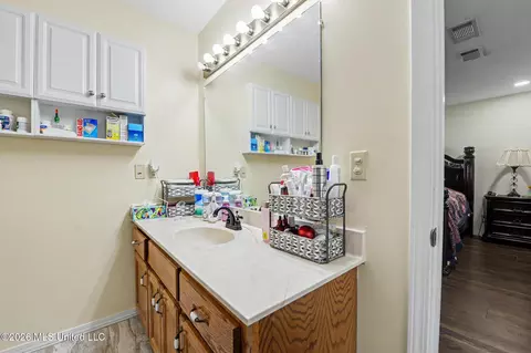 Bath - 15178 Ms-613, Lucedale, MS 39452 photo 1 of 4