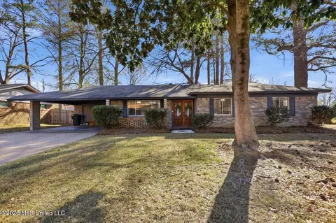 331 Barrow St, Pearl, MS 39208