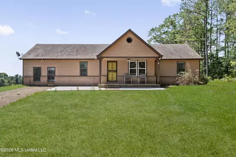 162 Forest Hill Rd, Byhalia, MS 38611
