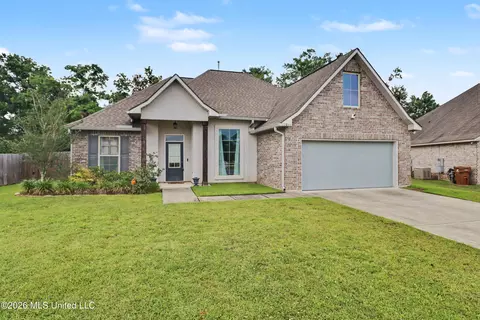 15044 Belhaven St, Gulfport, MS 39503