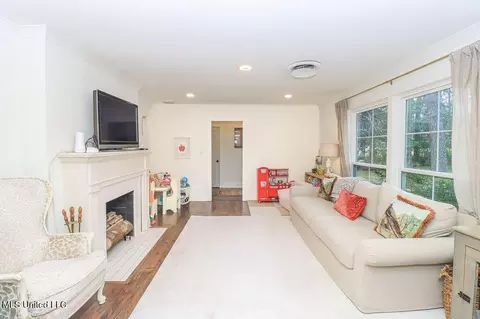 Other - 1865 E Northside Dr, Jackson, MS 39211 photo 4 of 12
