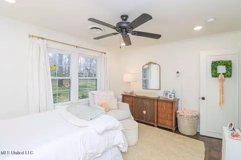 Bedroom - 1865 E Northside Dr, Jackson, MS 39211 photo 5 of 7