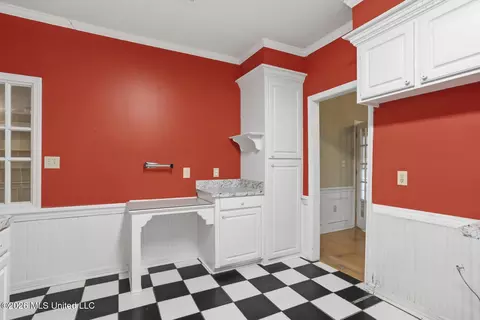 Other - 375 Heritage Pl, Jackson, MS 39212 photo 3 of 8