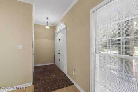 Entry Way - 375 Heritage Pl, Jackson, MS 39212 photo 1 of 2