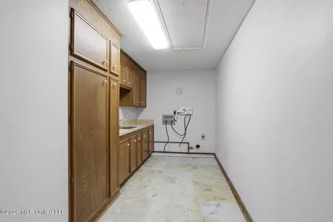 Other - 375 Heritage Pl, Jackson, MS 39212 photo 6 of 8