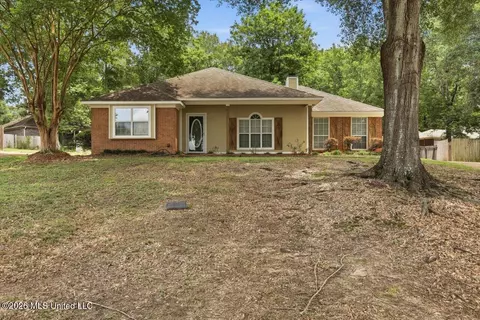 610 Windward Ln, Richland, MS 39218