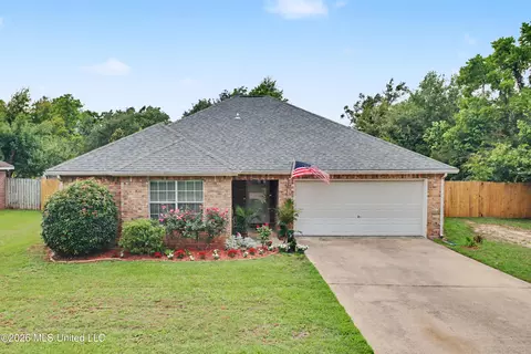 325 Woodcrest Dr, Long Beach, MS 39560