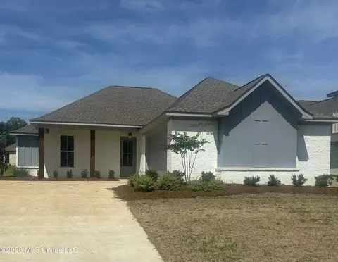 162 Bronson Bnd, Flowood, MS 39232