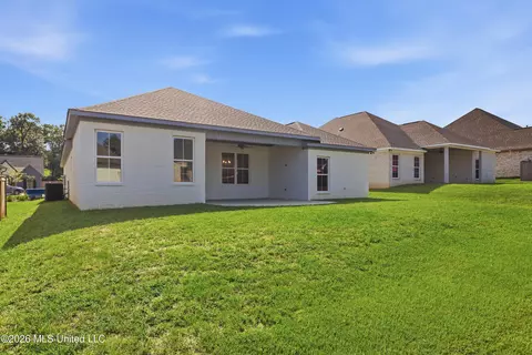 Exterior - 160 Bronson Bnd, Flowood, MS 39232 photo 5 of 6