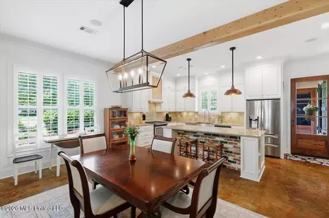 Dining - 101 Camden Ct, Madison, MS 39110 photo 1 of 2