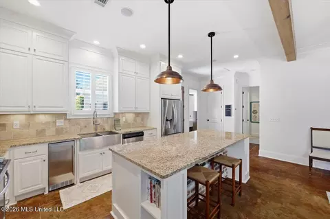 Kitchen - 101 Camden Ct, Madison, MS 39110 photo 1 of 3