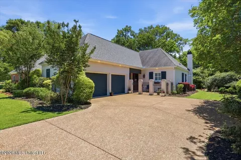 101 Camden Ct, Madison, MS 39110
