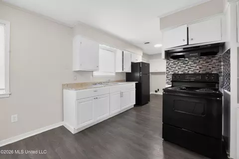 Kitchen - 3509 Michael Clay Dr, Jackson, MS 39213 photo 1 of 2