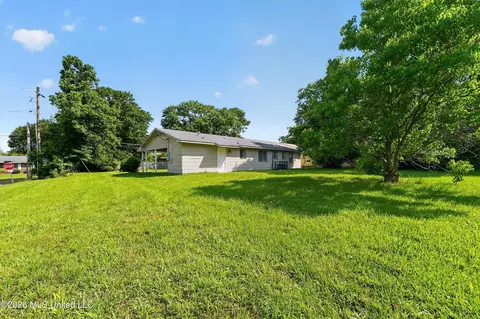 Exterior - 3509 Michael Clay Dr, Jackson, MS 39213 photo 5 of 6