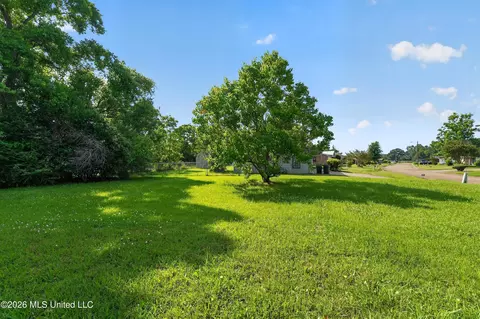Exterior - 3509 Michael Clay Dr, Jackson, MS 39213 photo 4 of 6