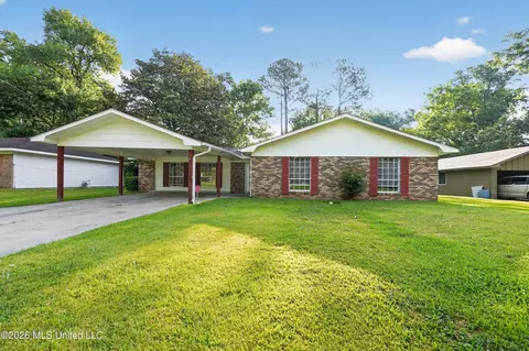 3024 Longwood Dr, Jackson, MS 39212