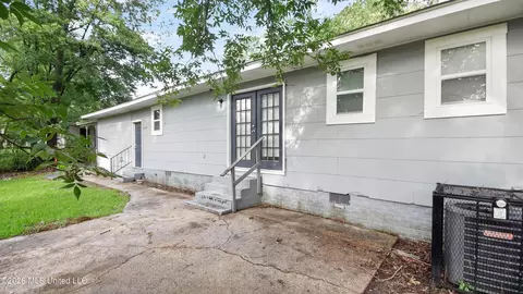 Exterior - 2738 Woodside Dr, Jackson, MS 39204 photo 3 of 3