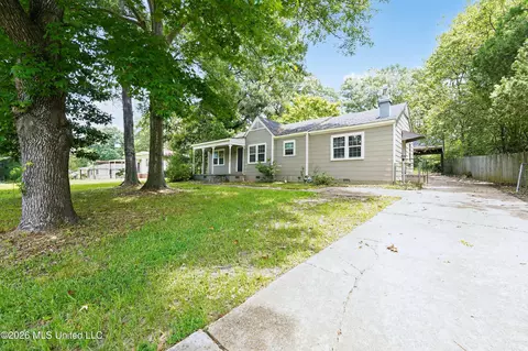5160 Lurline Dr, Jackson, MS 39204