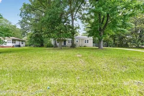 Exterior - 5160 Lurline Dr, Jackson, MS 39204 photo 1 of 5
