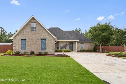 2100 Parkview Cv, Biloxi, MS 39532