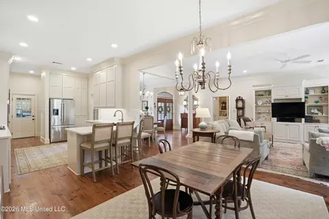 Dining - 729 Danforth Dr, Madison, MS 39110 photo 5 of 6
