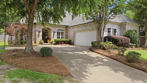 Exterior - 729 Danforth Dr, Madison, MS 39110 photo 2 of 8