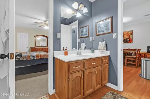Bath - 2184 Shady Grove Cv, Hernando, MS 38632 photo 5 of 5