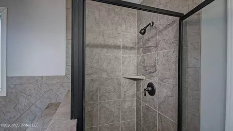 Bath - 147 Memory Ln, Madison, MS 39110 photo 3 of 5