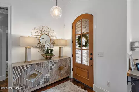 Entry Way - 120 Murrell Dr, Madison, MS 39110 photo 2 of 4