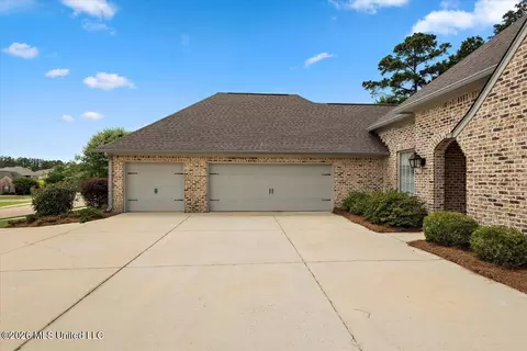 Exterior - 120 Murrell Dr, Madison, MS 39110 photo 4 of 8