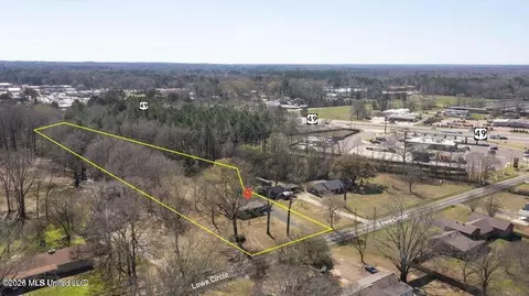 228 Lowe Cir, Richland, MS 39218
