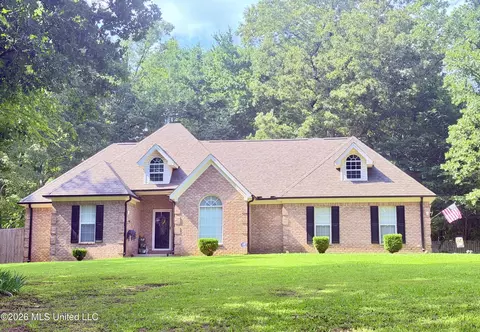 91 Cold Water Bnd, Holly Springs, MS 38635