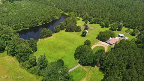 1122 Willis Cotton Rd, Summit, MS 39666