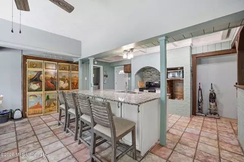 Kitchen - 1122 Willis Cotton Rd, Summit, MS 39666 photo 1 of 4
