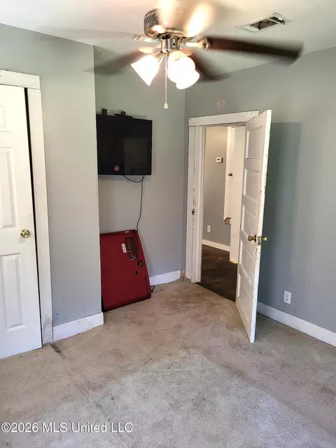 Bedroom - 6912 N Springwater St, Moss Point, MS 39563 photo 1 of 4