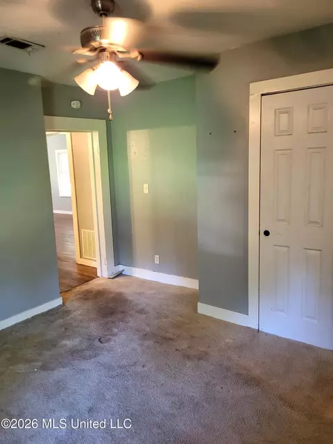Bedroom - 6912 N Springwater St, Moss Point, MS 39563 photo 4 of 4