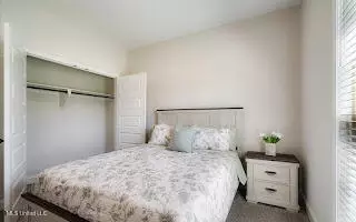 Bedroom - 2111 Scott Mdws Ln, Hernando, MS 38632 photo 3 of 7
