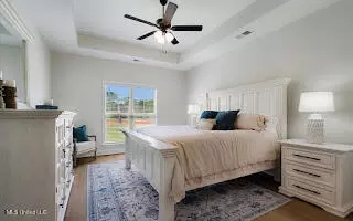 Bedroom - 2111 Scott Mdws Ln, Hernando, MS 38632 photo 2 of 7