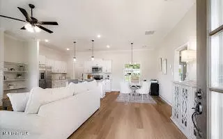 Entry Way - 2111 Scott Mdws Ln, Hernando, MS 38632 photo 1 of 8